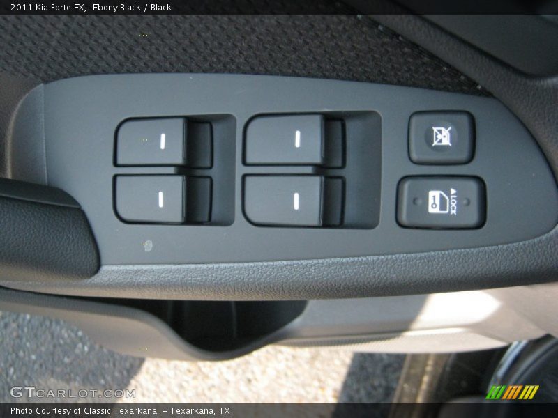 Ebony Black / Black 2011 Kia Forte EX