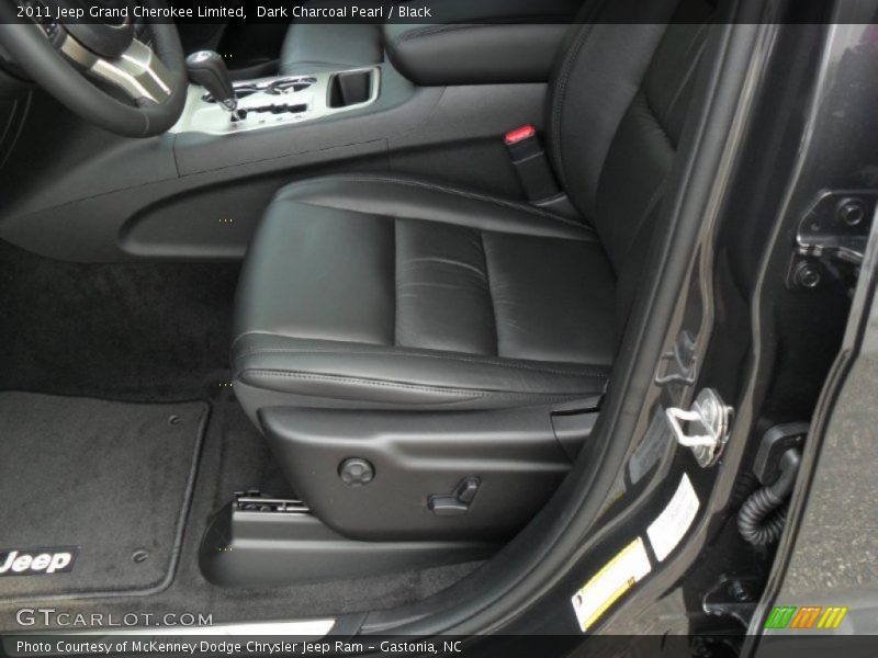 Dark Charcoal Pearl / Black 2011 Jeep Grand Cherokee Limited