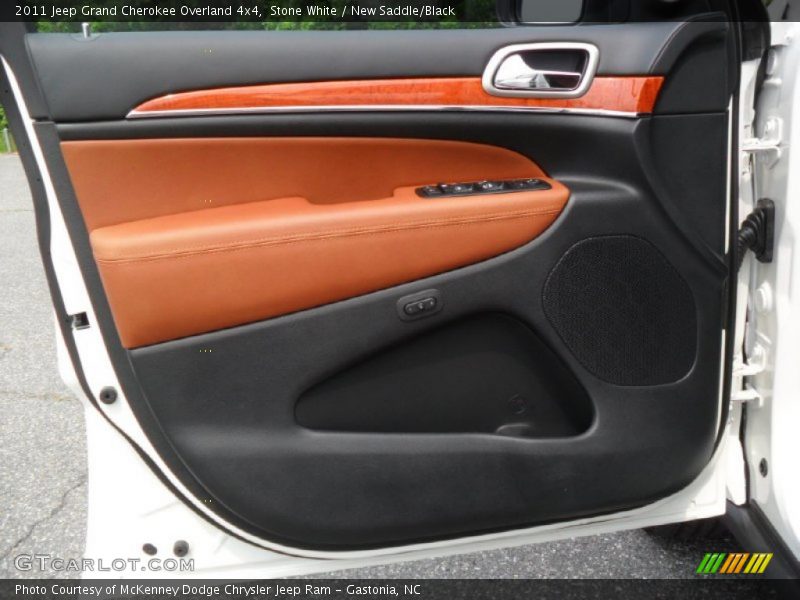 Stone White / New Saddle/Black 2011 Jeep Grand Cherokee Overland 4x4
