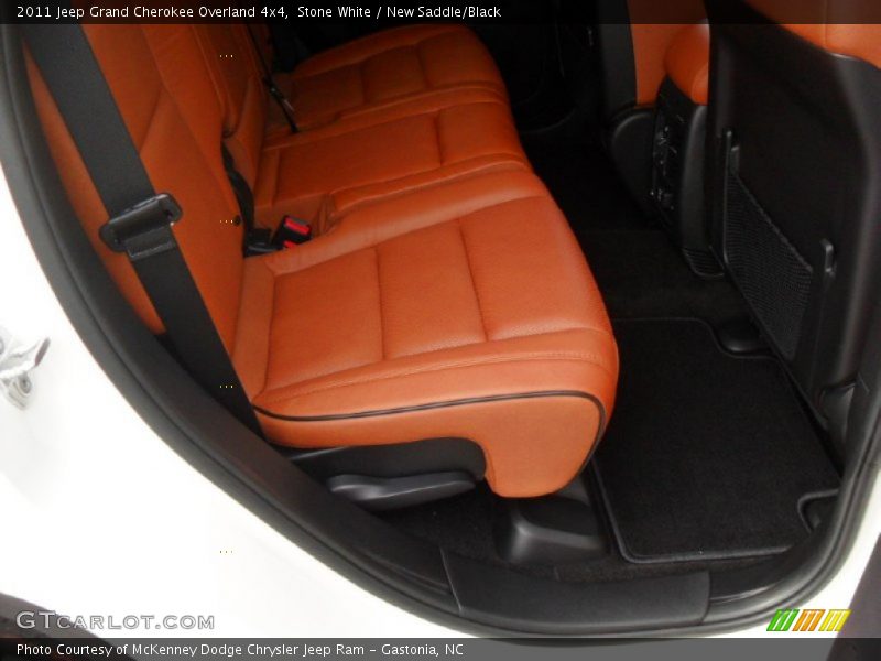 Stone White / New Saddle/Black 2011 Jeep Grand Cherokee Overland 4x4