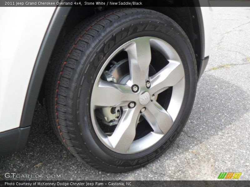Stone White / New Saddle/Black 2011 Jeep Grand Cherokee Overland 4x4