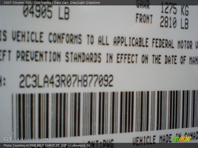 Cool Vanilla / Dark Slate Gray/Light Graystone 2007 Chrysler 300