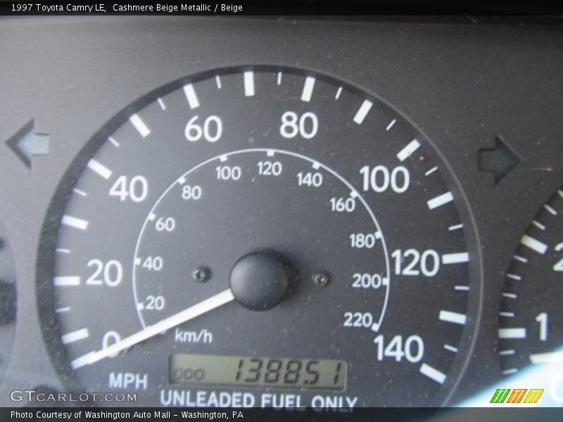 Cashmere Beige Metallic / Beige 1997 Toyota Camry LE