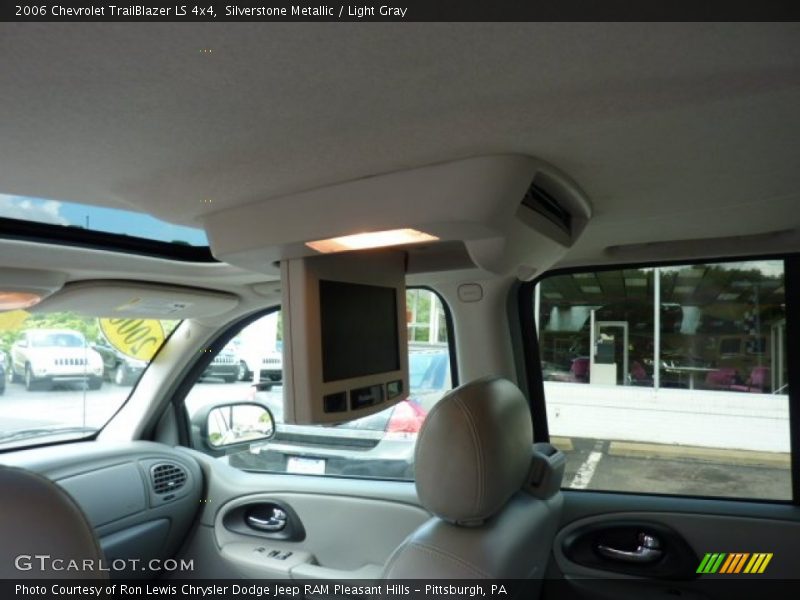 Silverstone Metallic / Light Gray 2006 Chevrolet TrailBlazer LS 4x4