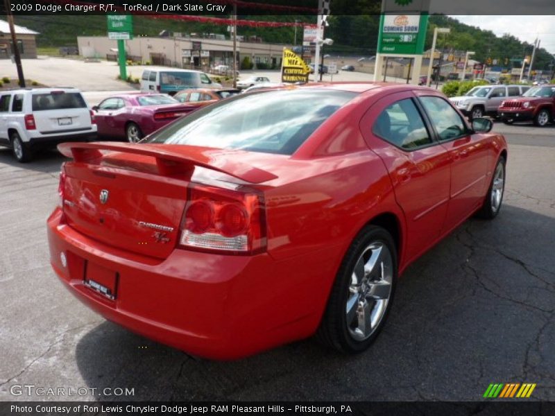 TorRed / Dark Slate Gray 2009 Dodge Charger R/T