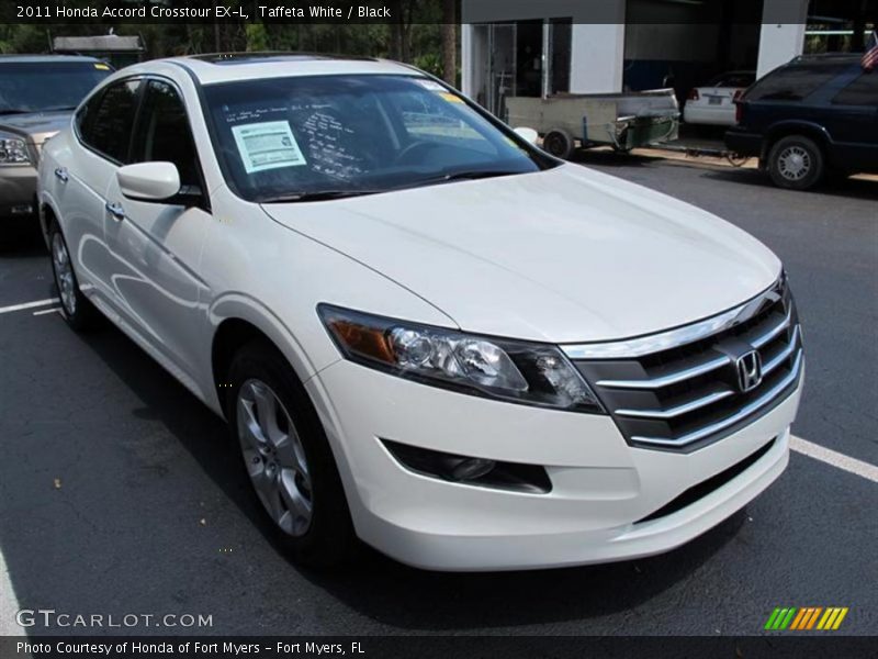 Front 3/4 View of 2011 Accord Crosstour EX-L