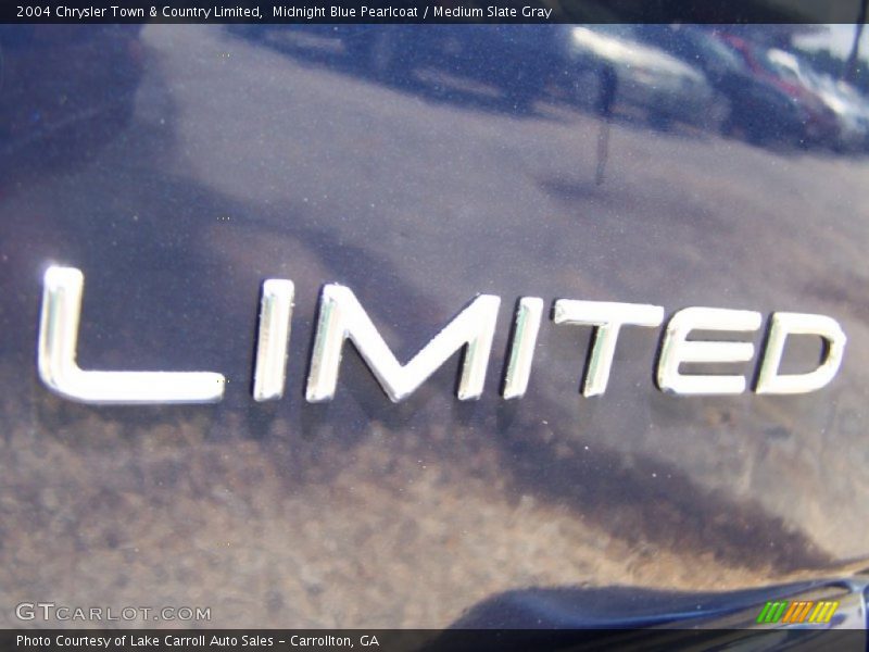  2004 Town & Country Limited Logo