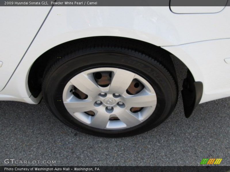 Powder White Pearl / Camel 2009 Hyundai Sonata GLS