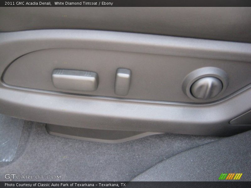 White Diamond Tintcoat / Ebony 2011 GMC Acadia Denali