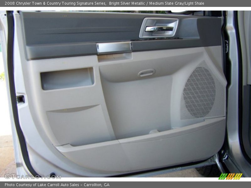 Bright Silver Metallic / Medium Slate Gray/Light Shale 2008 Chrysler Town & Country Touring Signature Series