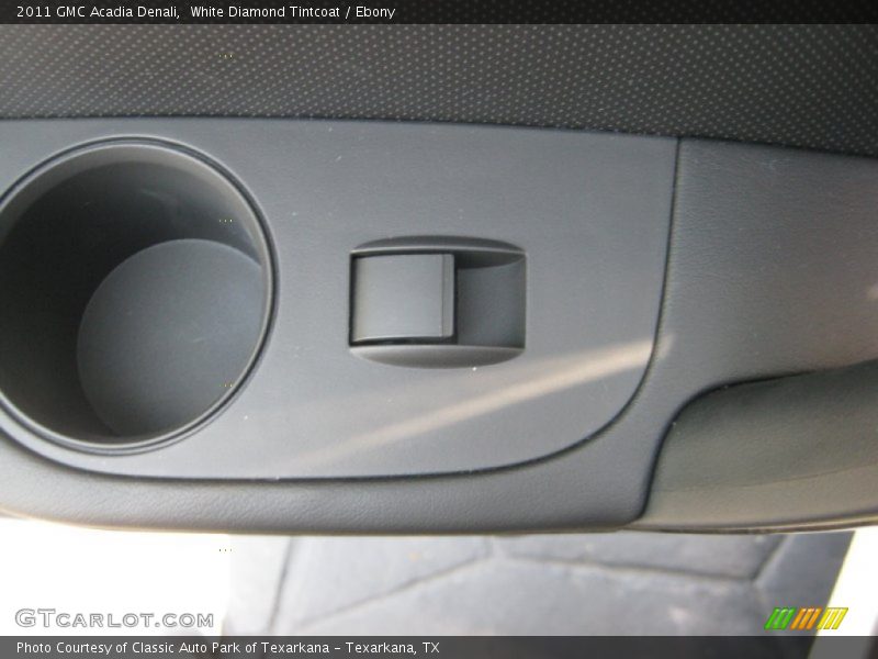 White Diamond Tintcoat / Ebony 2011 GMC Acadia Denali