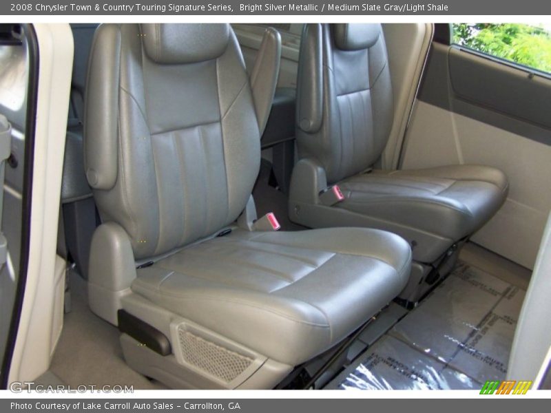 Bright Silver Metallic / Medium Slate Gray/Light Shale 2008 Chrysler Town & Country Touring Signature Series