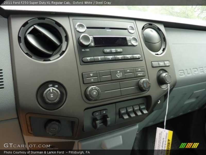 Oxford White / Steel Gray 2011 Ford F250 Super Duty XL Regular Cab