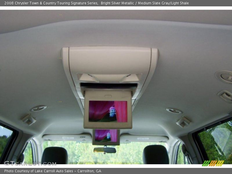 Bright Silver Metallic / Medium Slate Gray/Light Shale 2008 Chrysler Town & Country Touring Signature Series