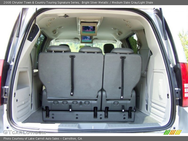 Bright Silver Metallic / Medium Slate Gray/Light Shale 2008 Chrysler Town & Country Touring Signature Series