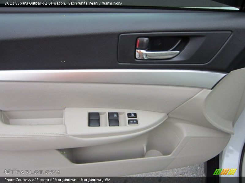 Satin White Pearl / Warm Ivory 2011 Subaru Outback 2.5i Wagon