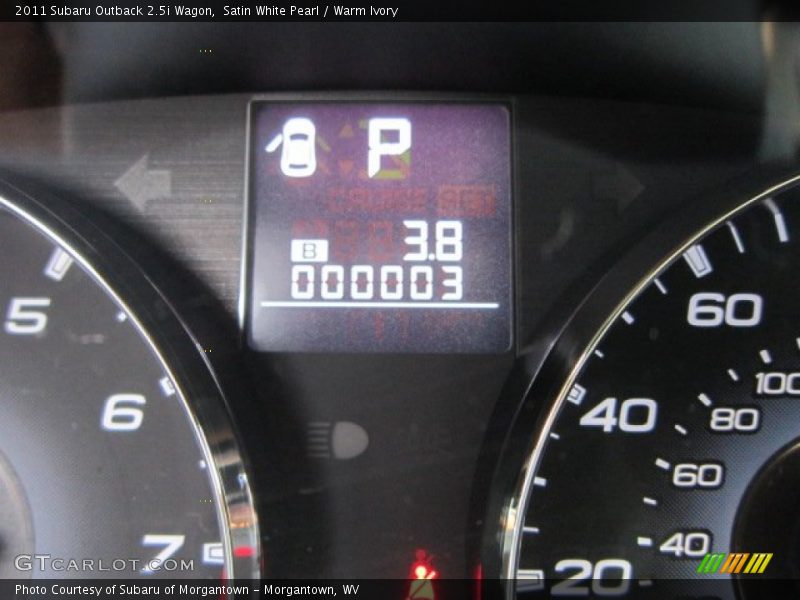 Satin White Pearl / Warm Ivory 2011 Subaru Outback 2.5i Wagon