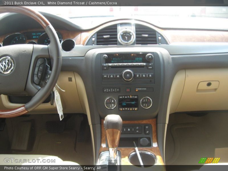 White Diamond Tricoat / Cashmere/Cocoa 2011 Buick Enclave CXL