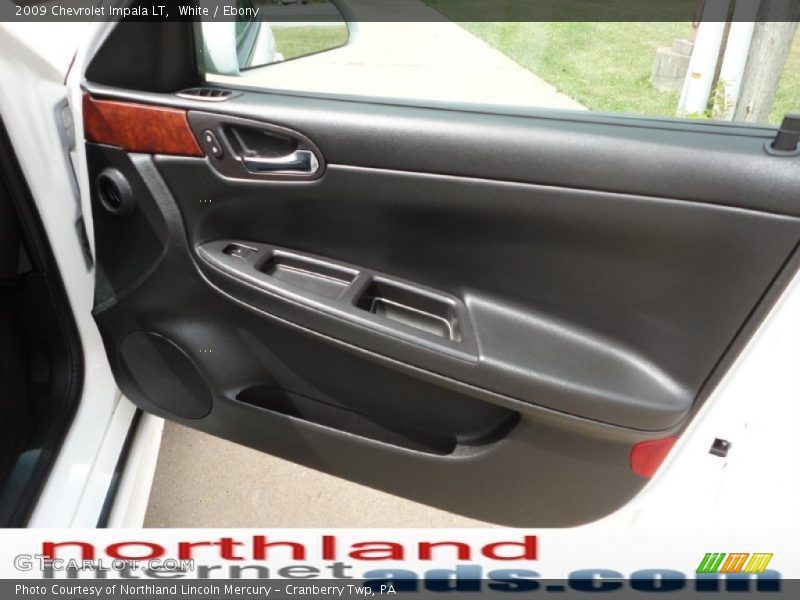 White / Ebony 2009 Chevrolet Impala LT