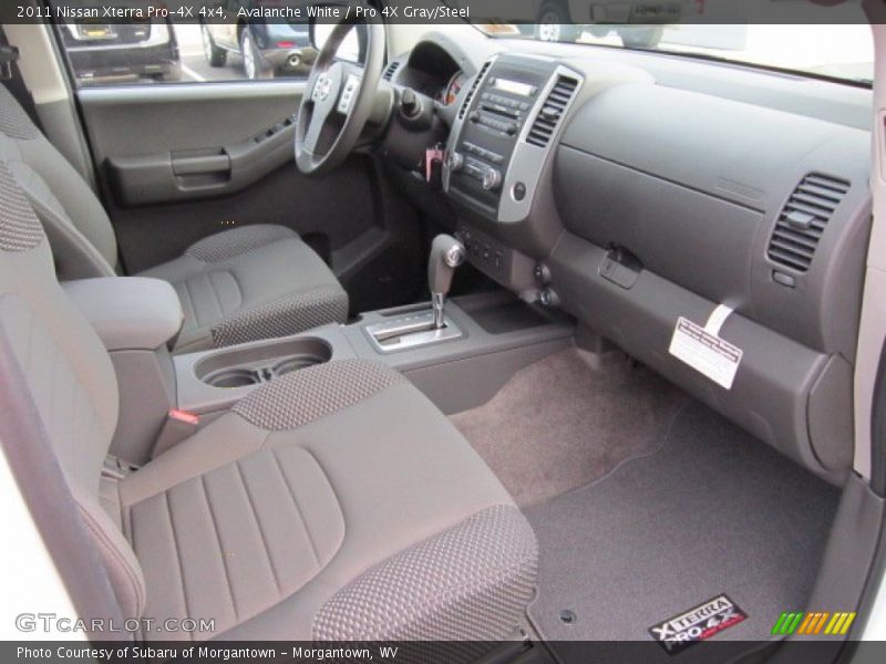 Avalanche White / Pro 4X Gray/Steel 2011 Nissan Xterra Pro-4X 4x4