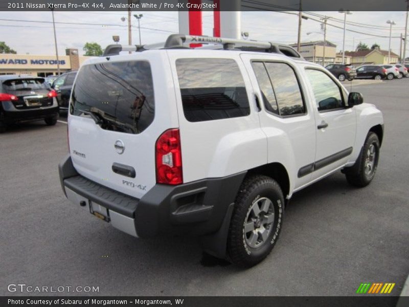 Avalanche White / Pro 4X Gray/Steel 2011 Nissan Xterra Pro-4X 4x4