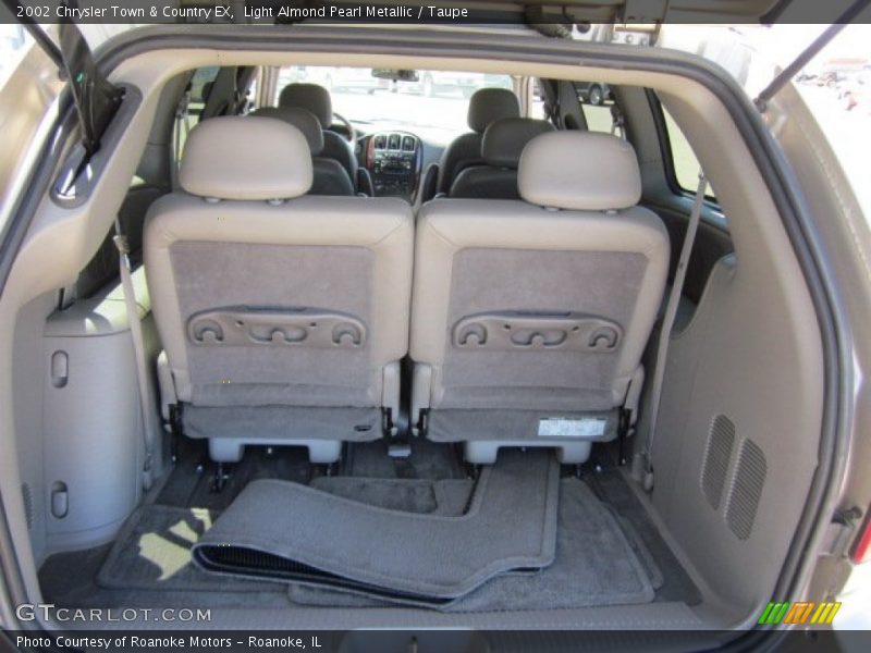 Light Almond Pearl Metallic / Taupe 2002 Chrysler Town & Country EX