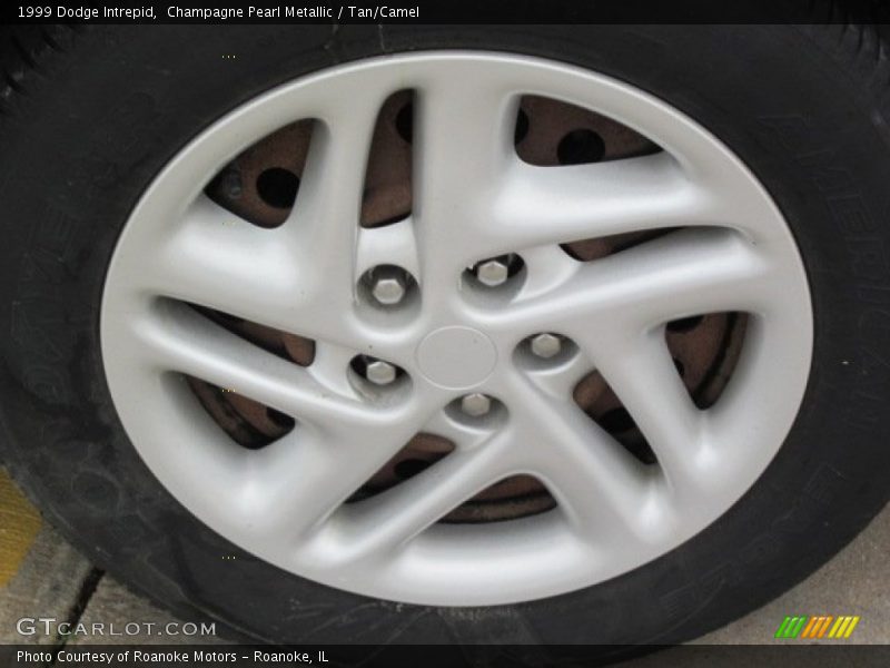Champagne Pearl Metallic / Tan/Camel 1999 Dodge Intrepid
