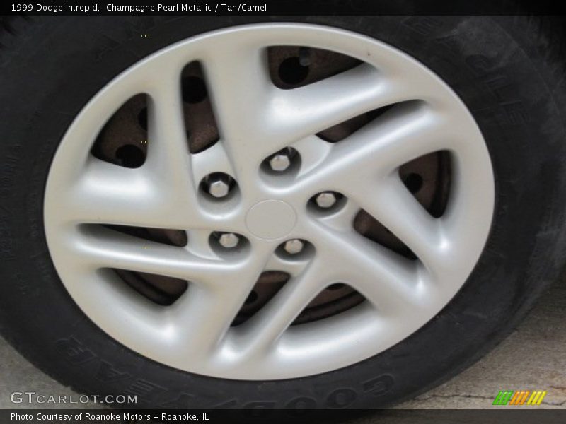 Champagne Pearl Metallic / Tan/Camel 1999 Dodge Intrepid