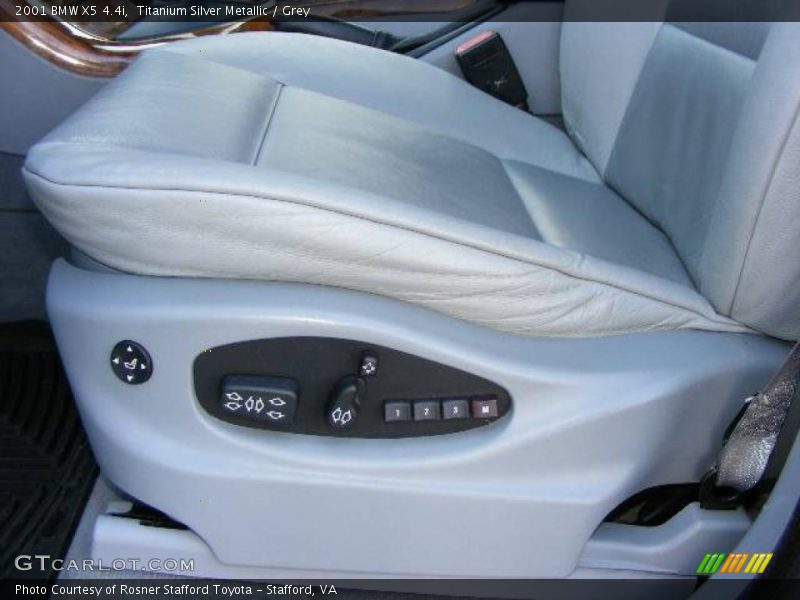 Titanium Silver Metallic / Grey 2001 BMW X5 4.4i