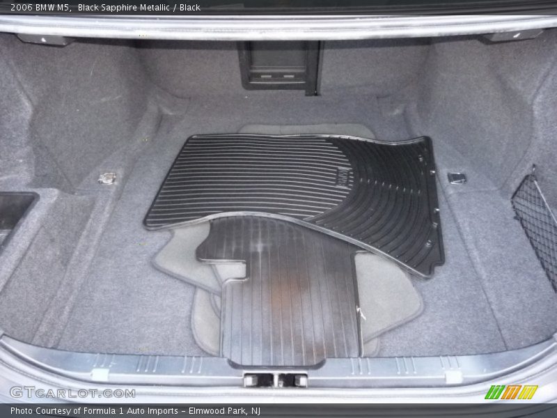 Black Sapphire Metallic / Black 2006 BMW M5