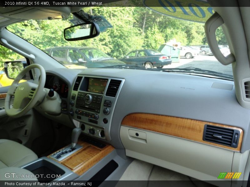 Dashboard of 2010 QX 56 4WD