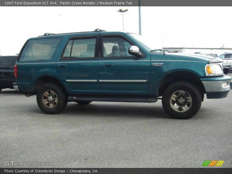 Pacific Green Metallic / Medium Prairie Tan 1997 Ford Expedition XLT 4x4