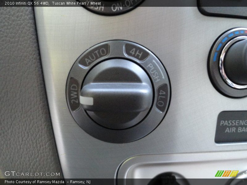 Controls of 2010 QX 56 4WD