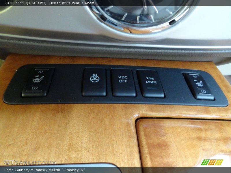Controls of 2010 QX 56 4WD