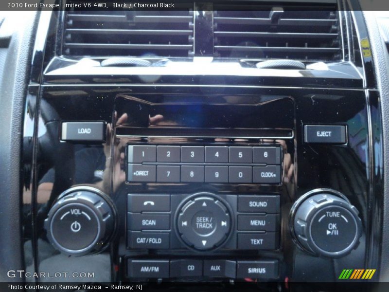 Black / Charcoal Black 2010 Ford Escape Limited V6 4WD
