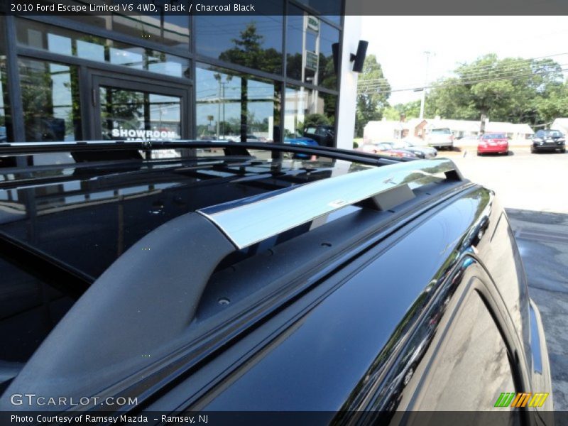 Black / Charcoal Black 2010 Ford Escape Limited V6 4WD