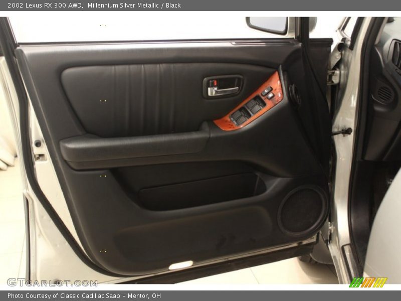 Millennium Silver Metallic / Black 2002 Lexus RX 300 AWD