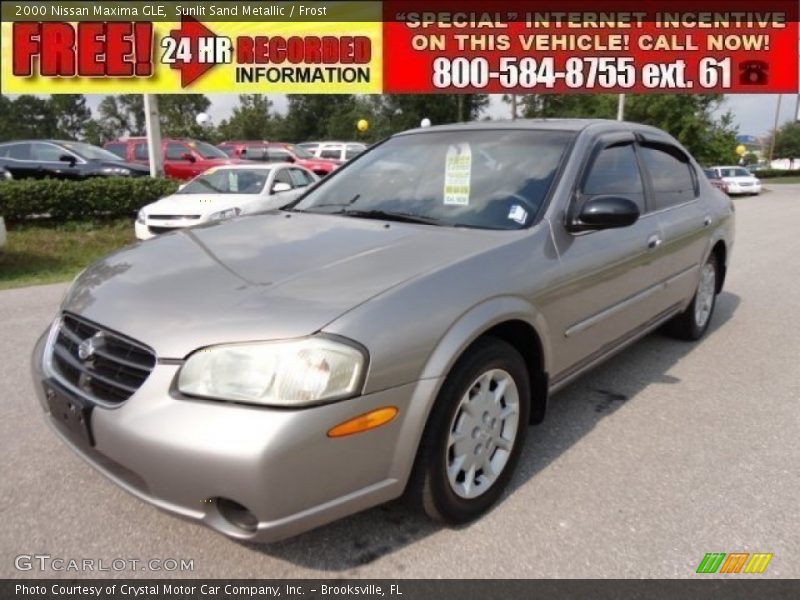 Sunlit Sand Metallic / Frost 2000 Nissan Maxima GLE