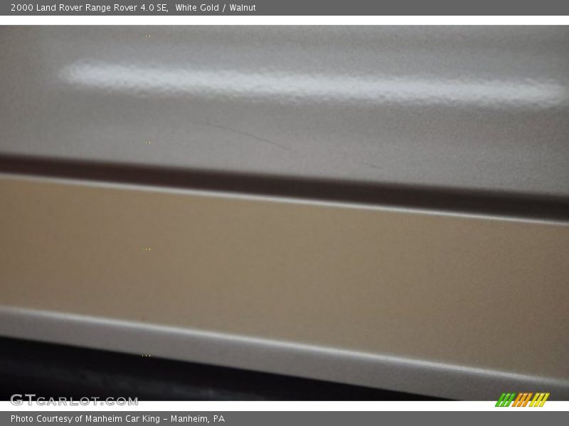 White Gold / Walnut 2000 Land Rover Range Rover 4.0 SE