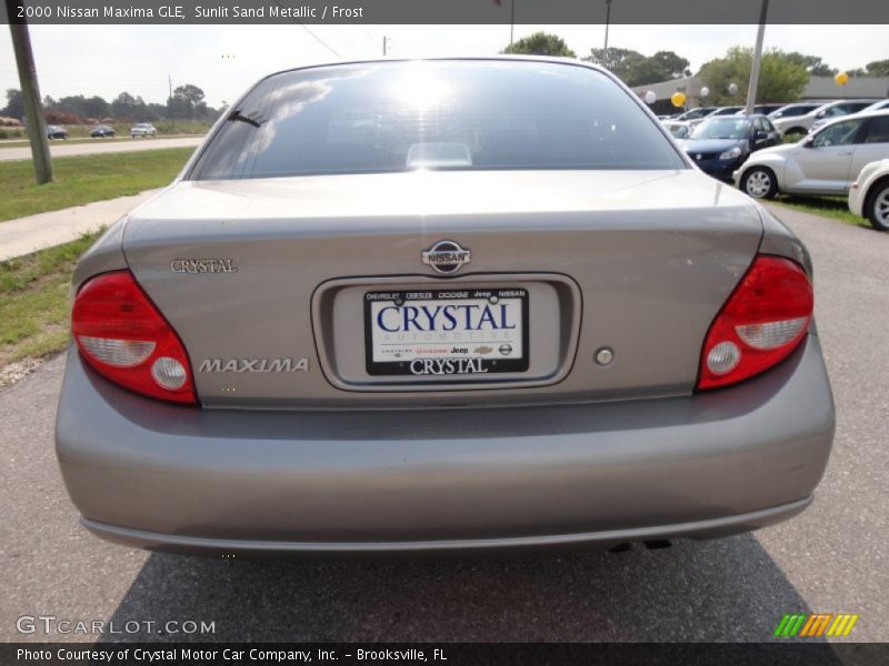 Sunlit Sand Metallic / Frost 2000 Nissan Maxima GLE