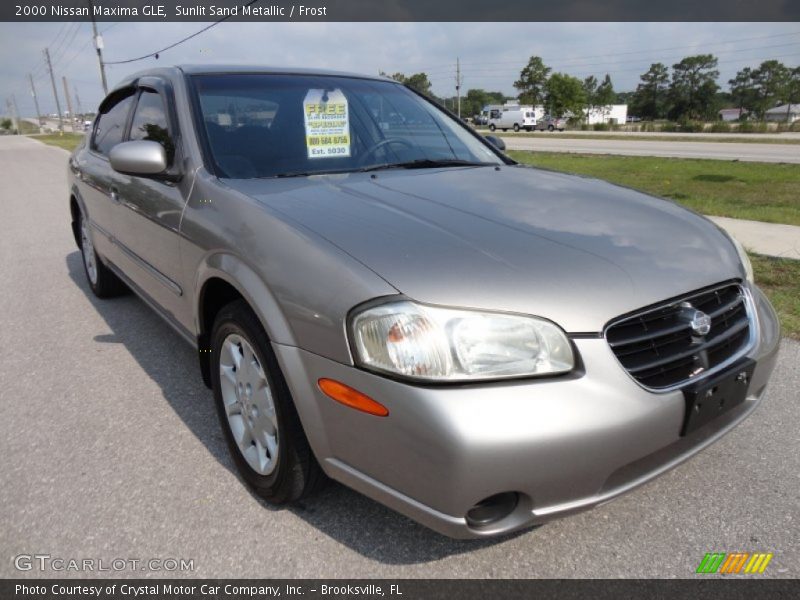 Sunlit Sand Metallic / Frost 2000 Nissan Maxima GLE