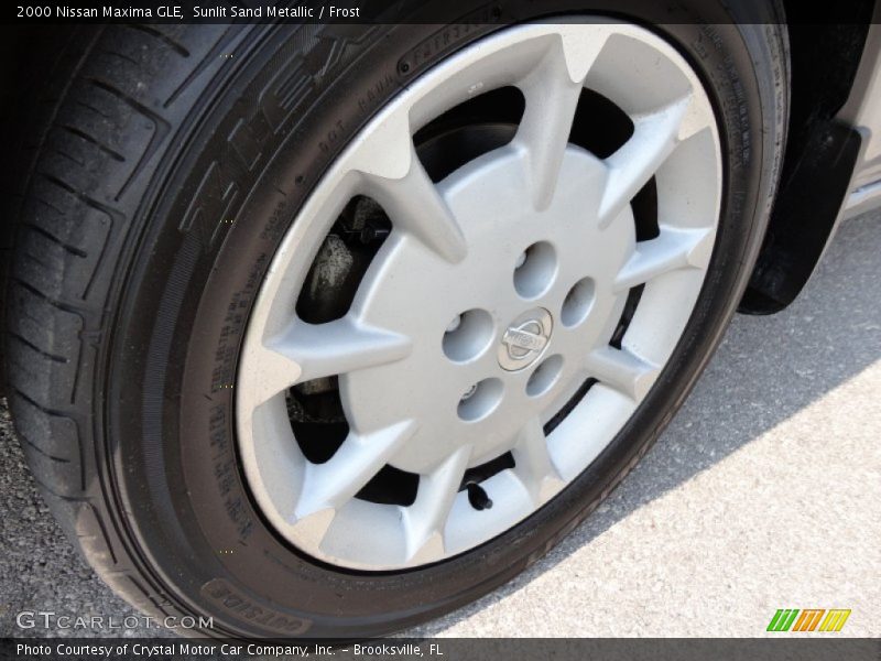 Sunlit Sand Metallic / Frost 2000 Nissan Maxima GLE