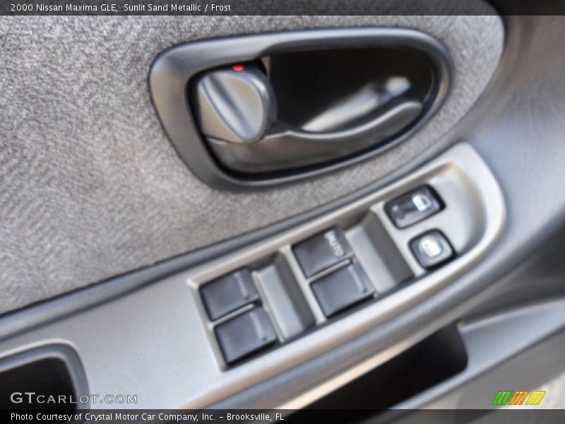 Sunlit Sand Metallic / Frost 2000 Nissan Maxima GLE