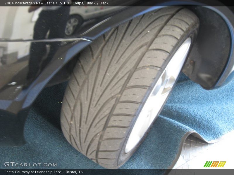 Black / Black 2004 Volkswagen New Beetle GLS 1.8T Coupe