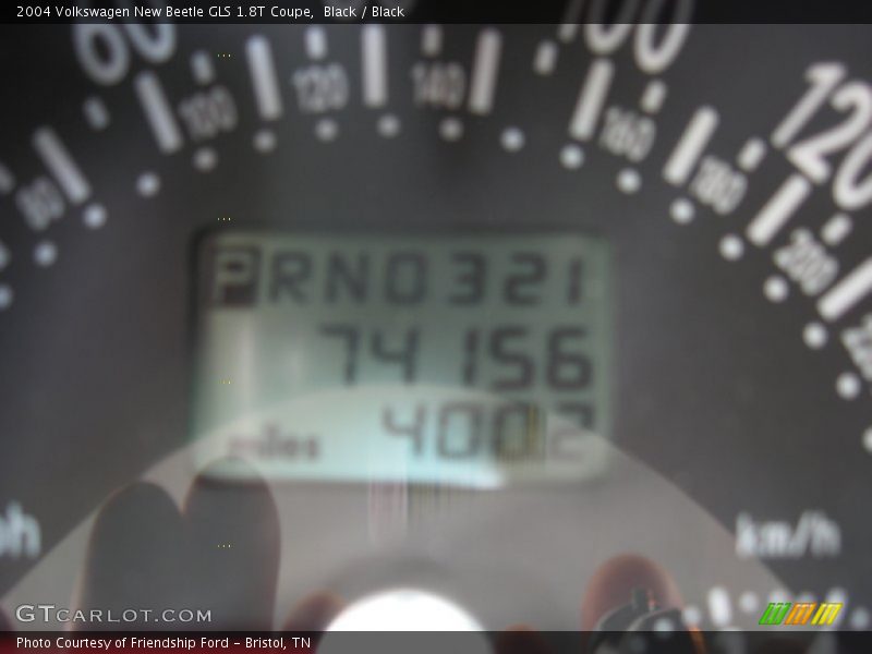 Black / Black 2004 Volkswagen New Beetle GLS 1.8T Coupe