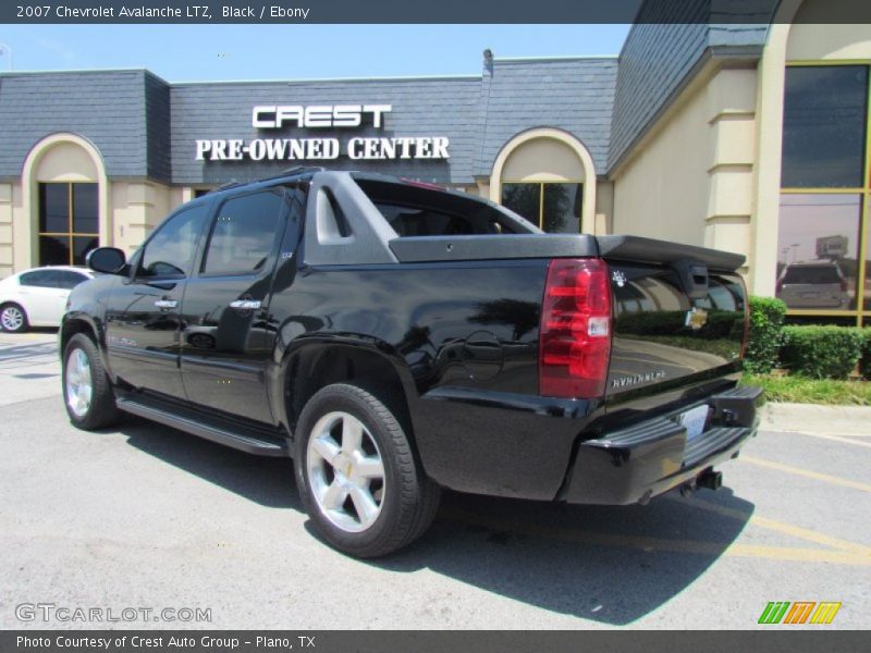 Black / Ebony 2007 Chevrolet Avalanche LTZ