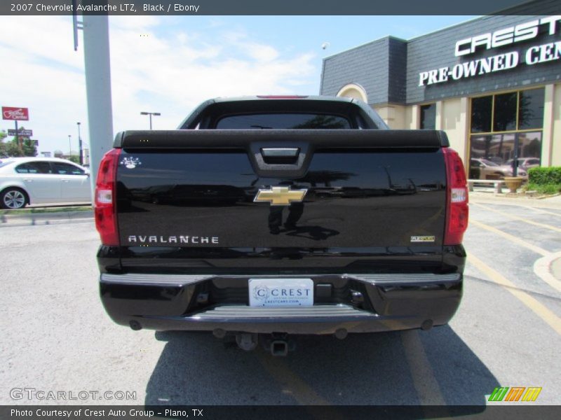 Black / Ebony 2007 Chevrolet Avalanche LTZ