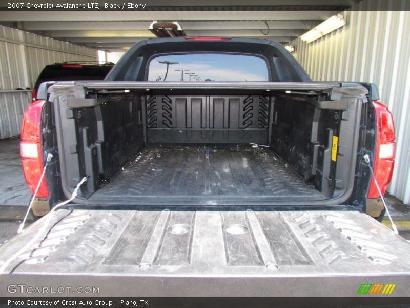 Black / Ebony 2007 Chevrolet Avalanche LTZ