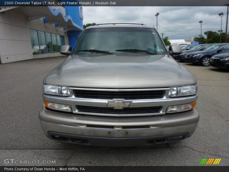Light Pewter Metallic / Medium Oak 2000 Chevrolet Tahoe LT 4x4