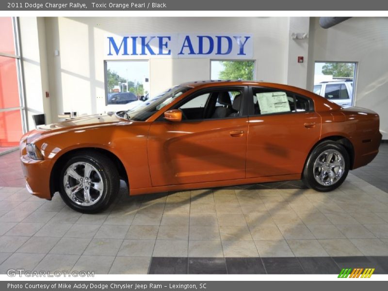 Toxic Orange Pearl / Black 2011 Dodge Charger Rallye